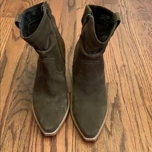 Steve Madden booties